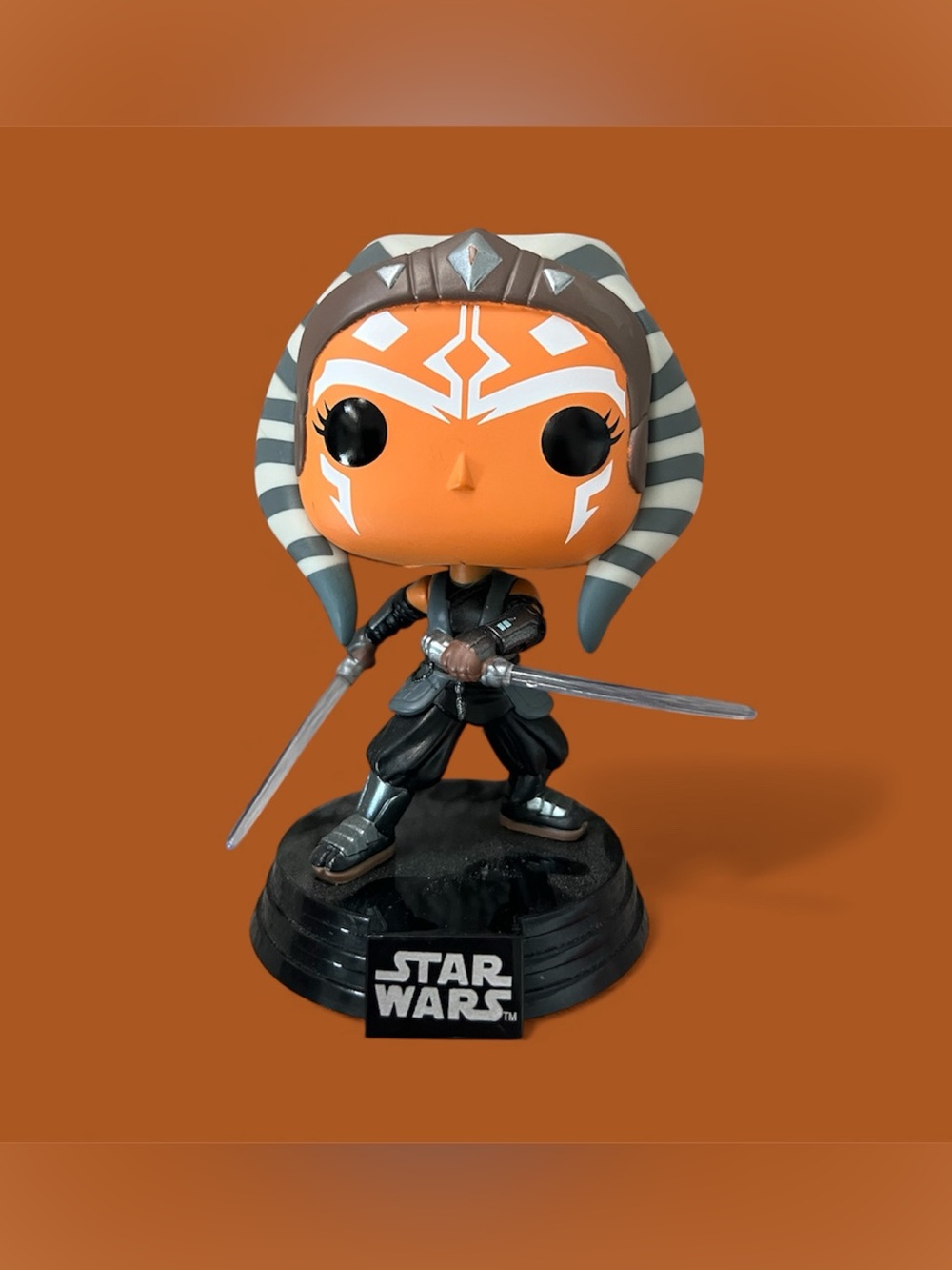 ⚫️FUNKO POP: Ahsoka Star Wars Funko Pop with sabers, without box⚫️